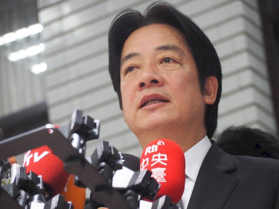 賴揆平均薪資說 政院：全年總薪資換算而來
