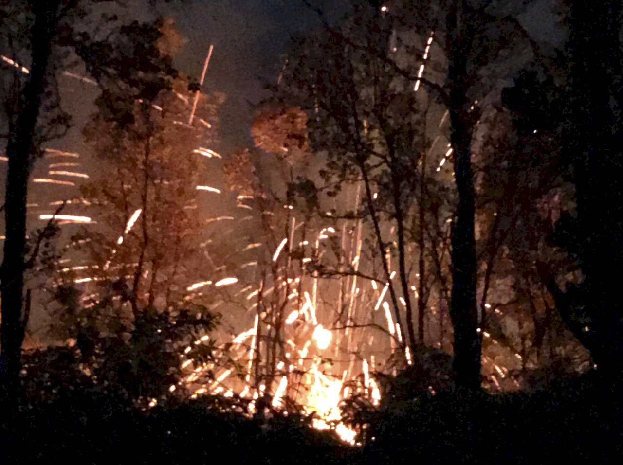 夏威夷火山再噴發 當局急撤居民