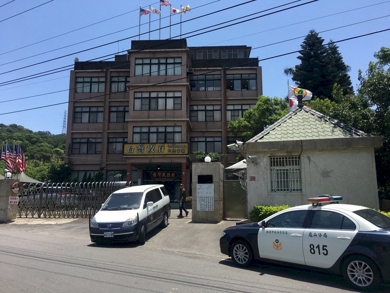 民政府吸金3億 秘書長夫妻凌晨移送複訊