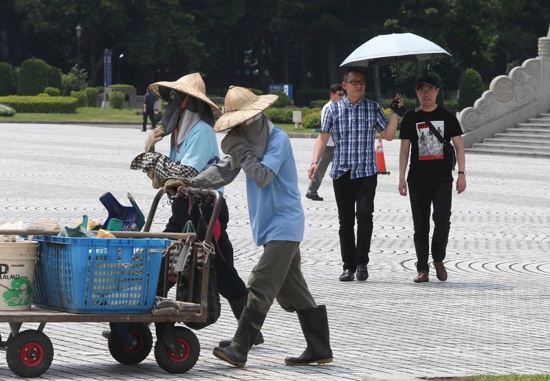 紫外線強要防曬 午後山區留意雷陣雨
