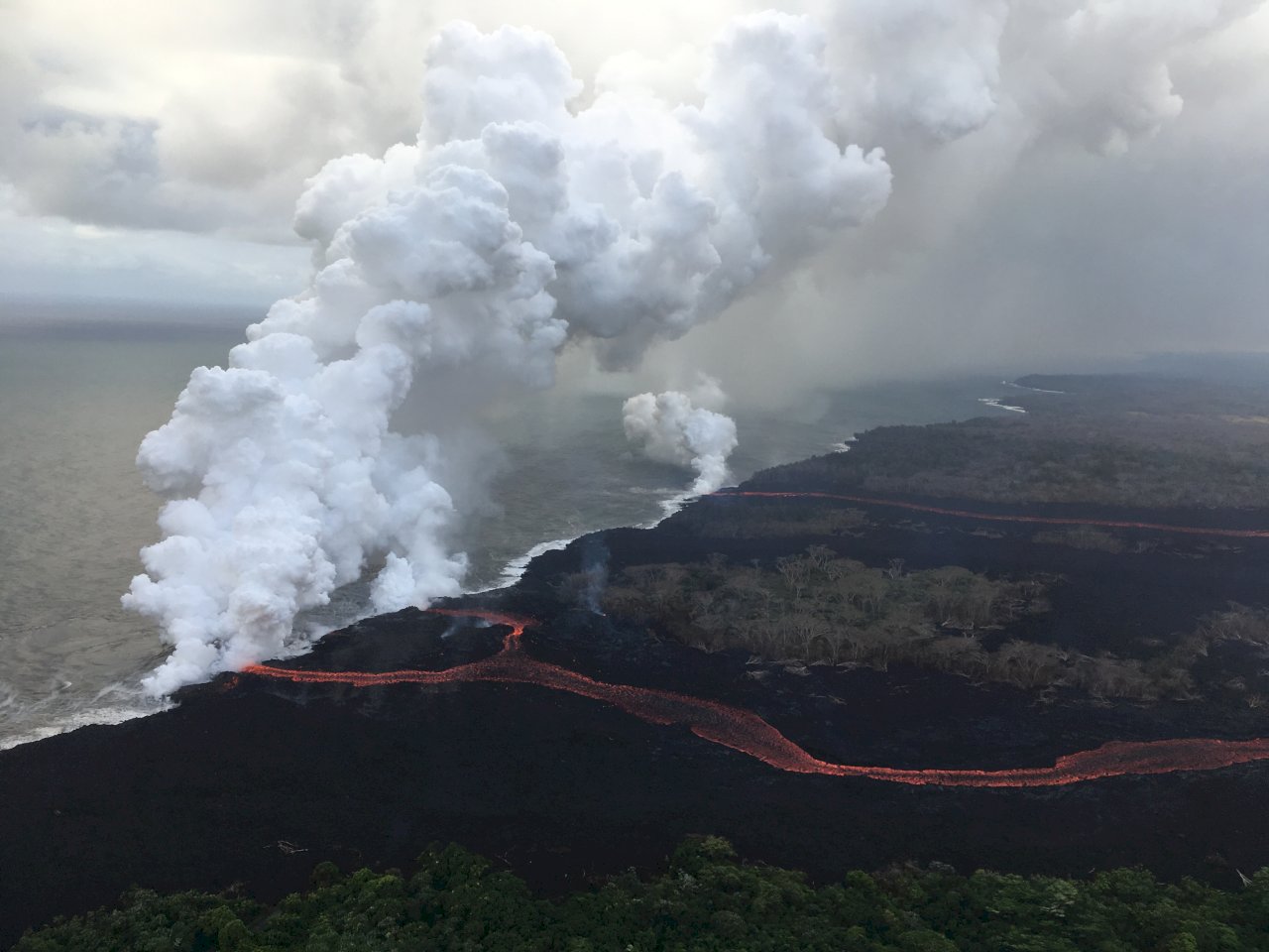 渡假勝地成人間煉獄 夏威夷火山可能大爆發
