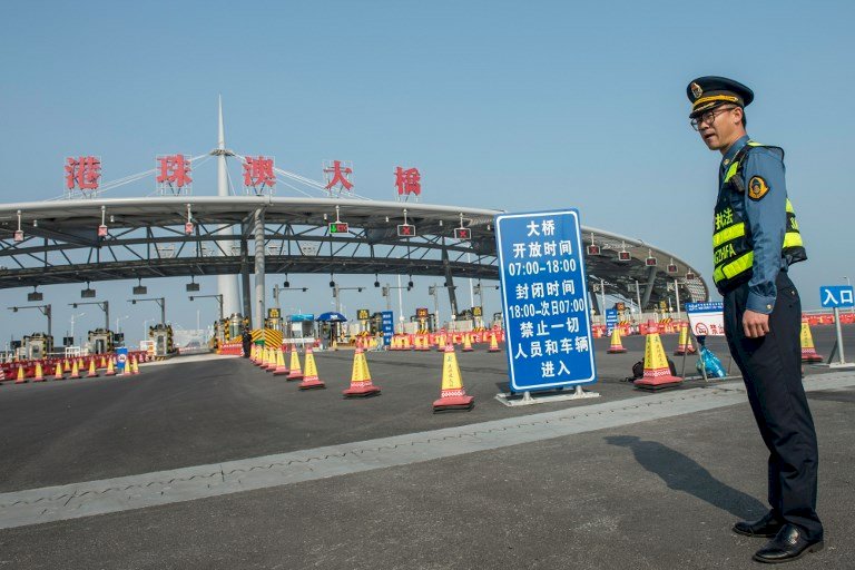 港珠澳大橋行走公車 將採人臉識別技術