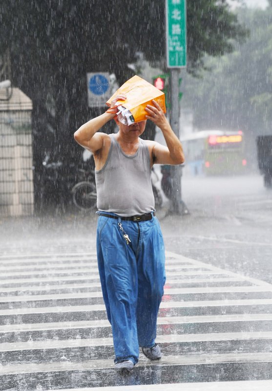 雙颱不侵台 未來一週降雨機率高