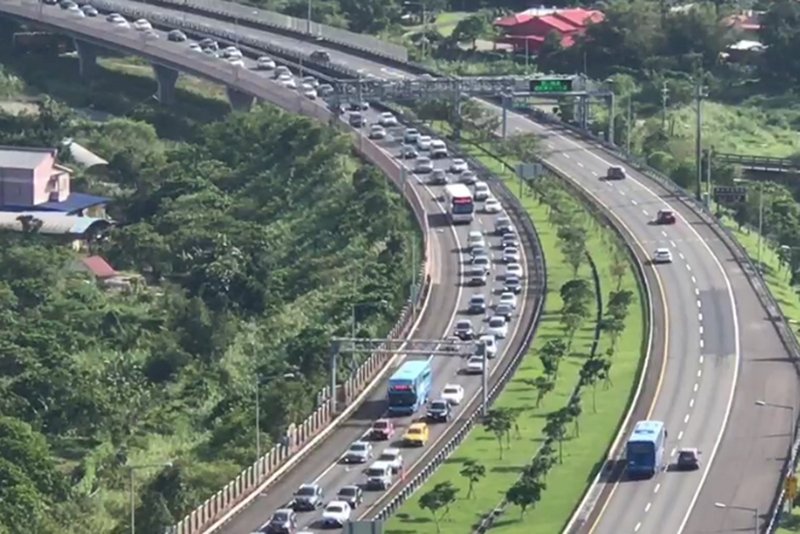 連假首日國道大致順暢 桃園新竹車多