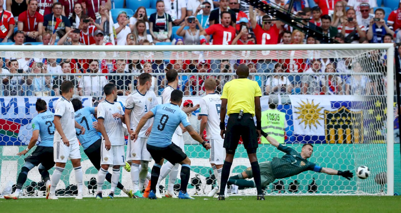 世界盃/蘇亞雷斯破僵局 烏拉圭3戰全勝晉級