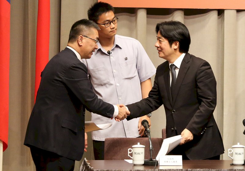 對民意敏銳 賴揆盼徐國勇在既有基礎上努力