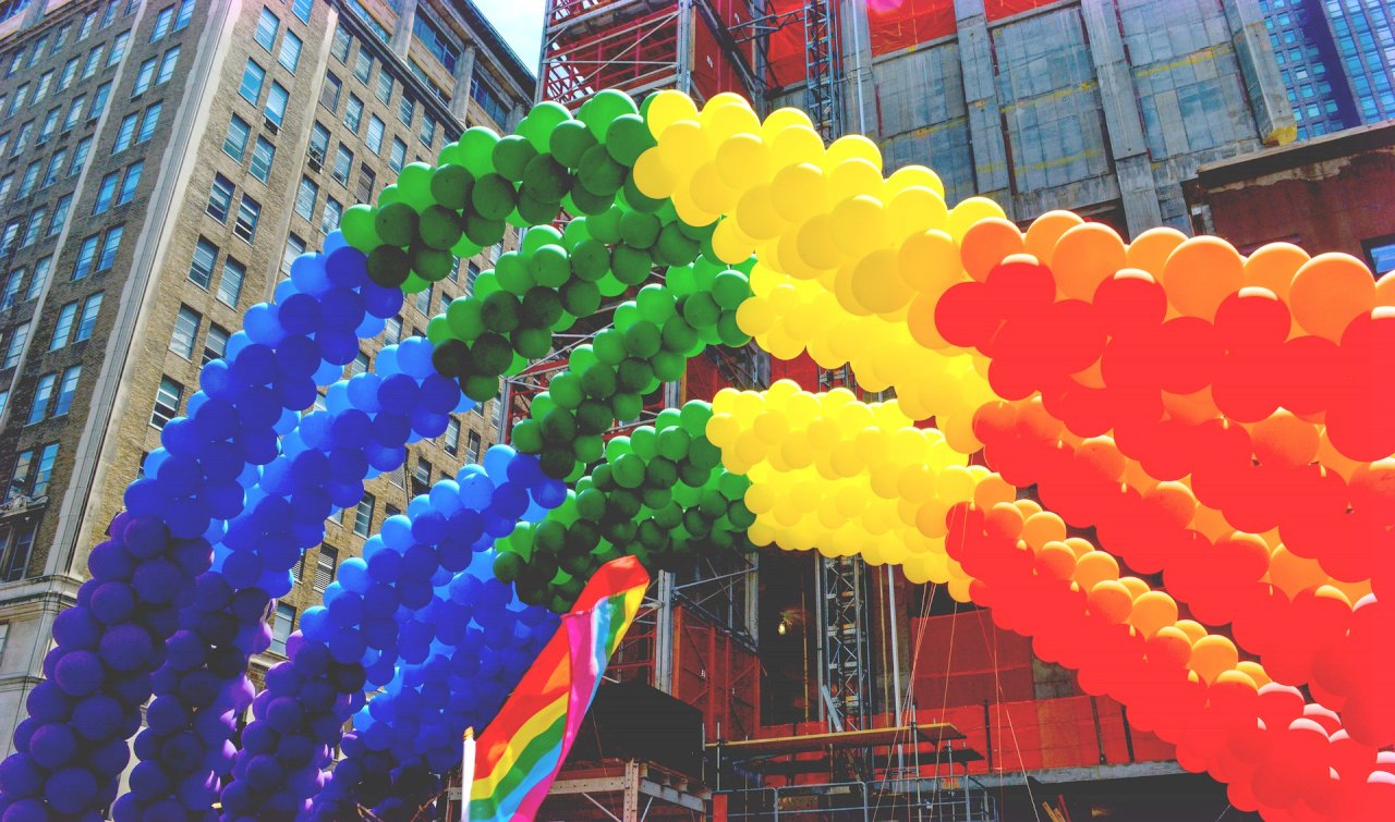 遲來的正義 英國LGBT海軍老兵贏回獎章與道歉