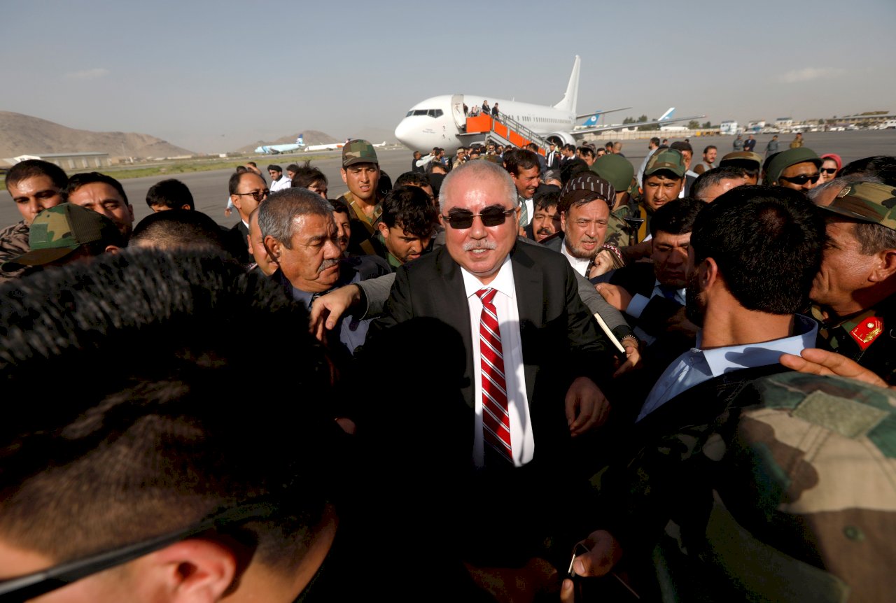 阿富汗副總統返國逃過炸彈攻擊 至少14死