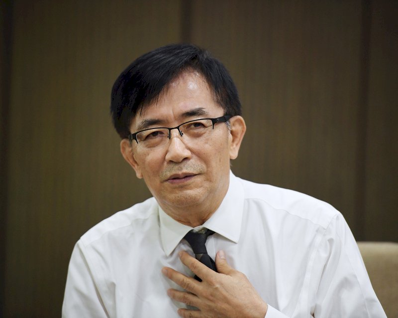 機師空服罷工預告期 交長要找勞動部長溝通