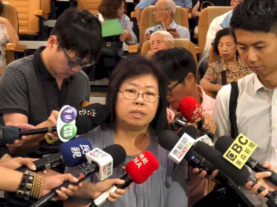黃國章案因紀錄片受矚 海軍司令鞠躬致歉