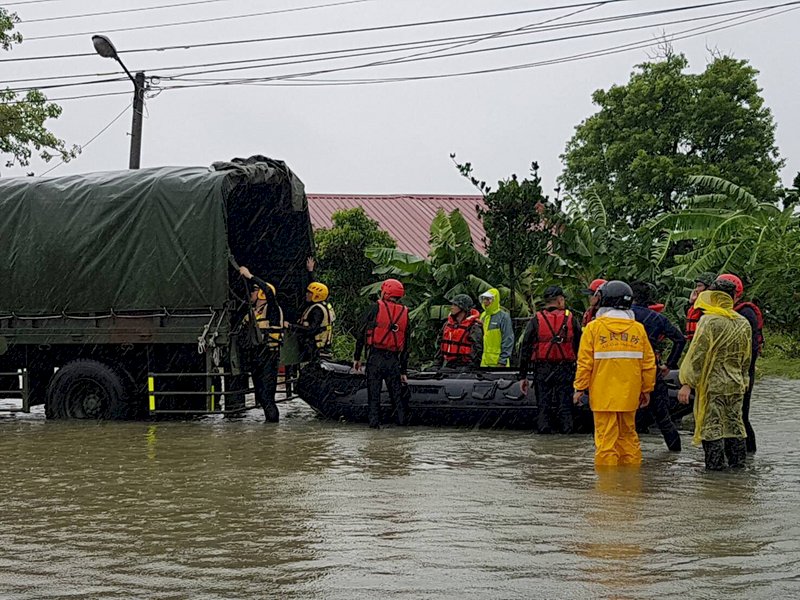 嚴防下波雨勢 國防部災變中心升為一級開設