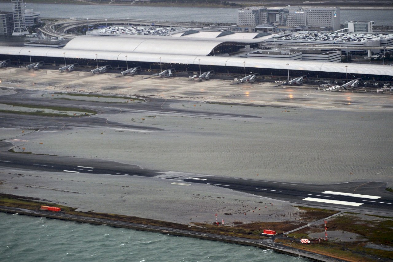 極端氣候下的大地工程╱還水於地 還地於海