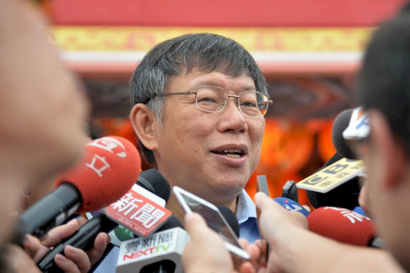 駐日代表處遭批 柯文哲緩頰 姚文智指假新聞誤導
