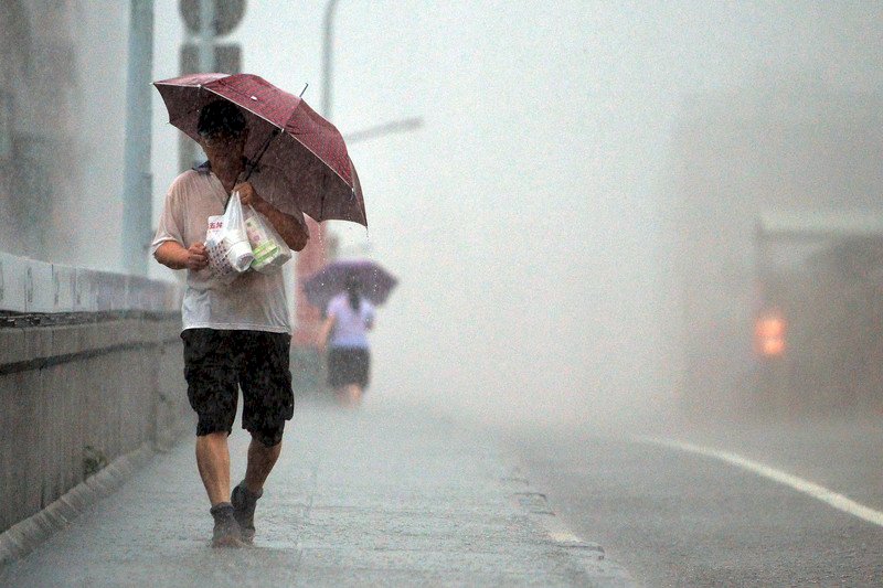 雲雨增 白天舒適晚稍涼北宜注意強降雨