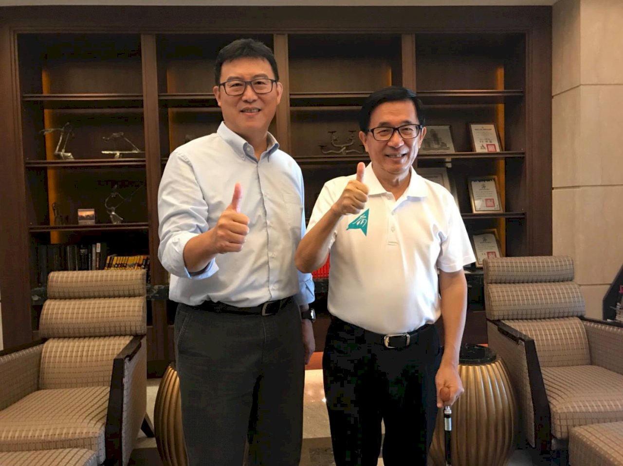 姚文智拜會陳水扁 扁允諾擔任最高顧問