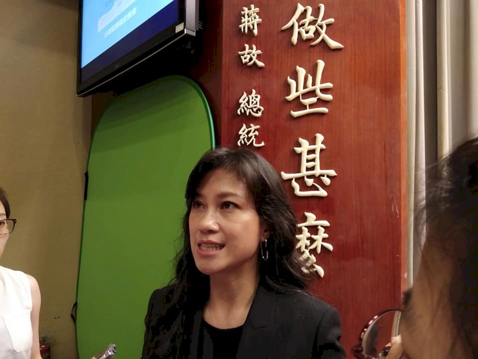 台灣人領中國居住證將管制 政院擬限縮公民權