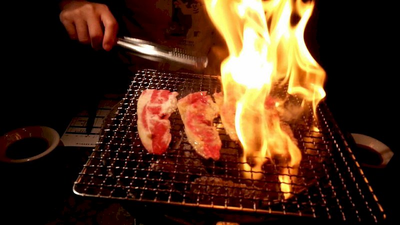 傳烤肉配可樂罹骨癌 食藥署闢謠專區破解