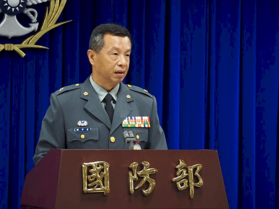 美2艘軍艦通過台海 國防部證實執行任務中
