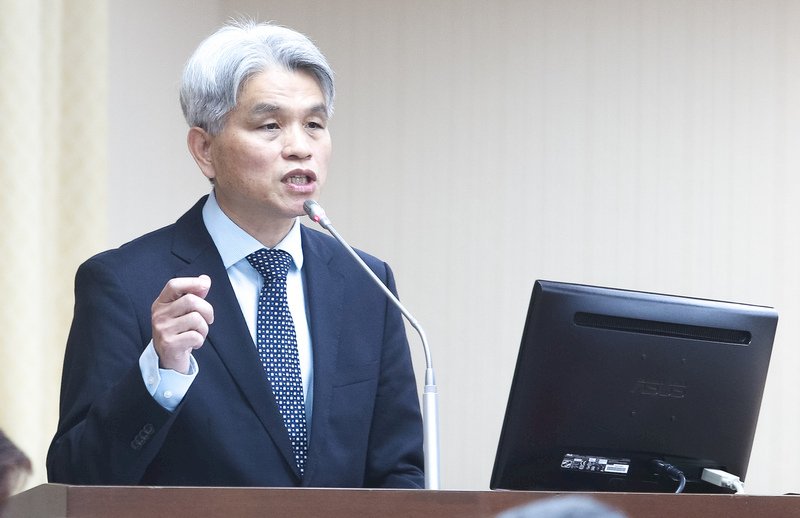 投票日員警禁休 中選會：可在工作地投票