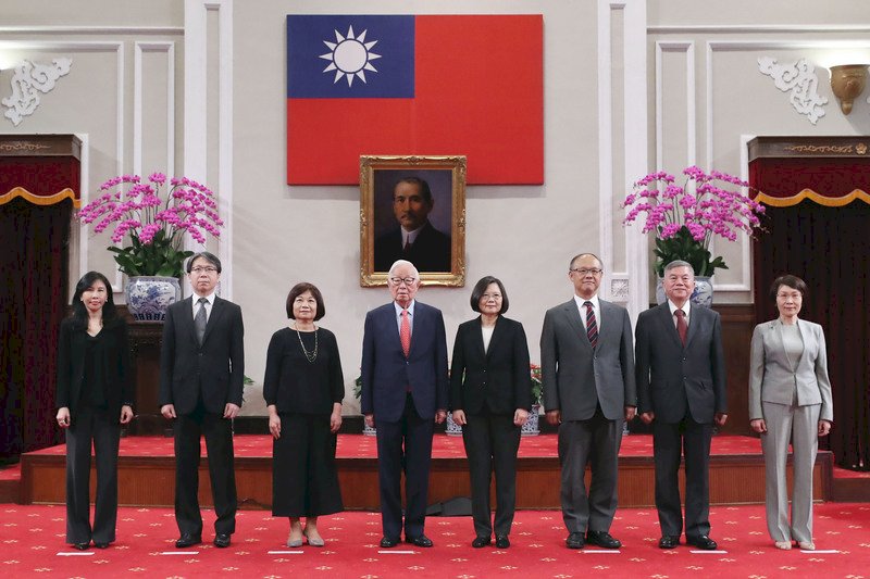 張忠謀任APEC代表 陳美伶：不二人選