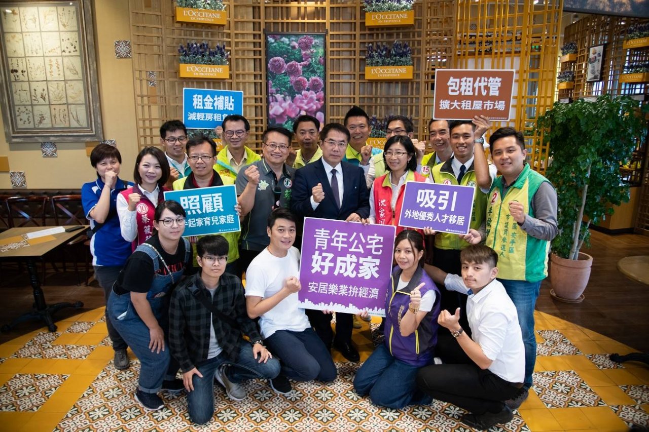 住宅政見 黃偉哲推青年公宅 高思博拋免繳房屋稅