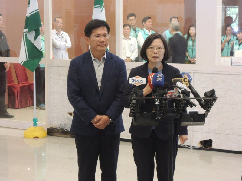 台中敗選 林佳龍不滿中央輕忽公投