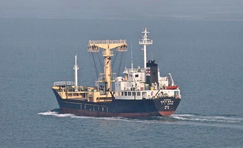 帛琉籍雜貨船翻覆 海峽中線10人生死未卜