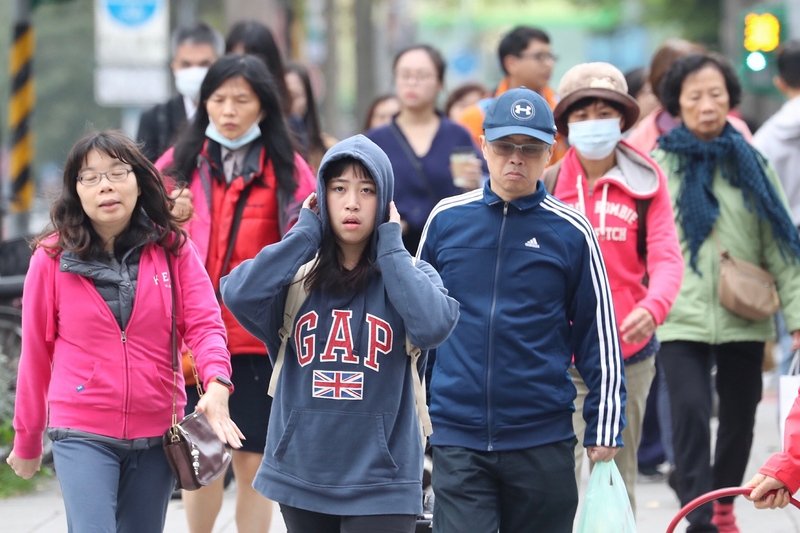 東北季風影響 北台灣偏涼中南部溫差大