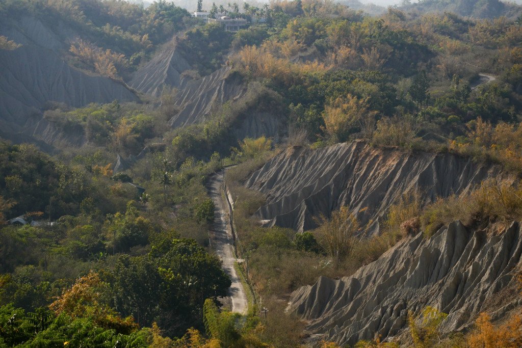 龍崎掩埋場停工！黃偉哲宣布暫定自然地景 歐欣不服抗議