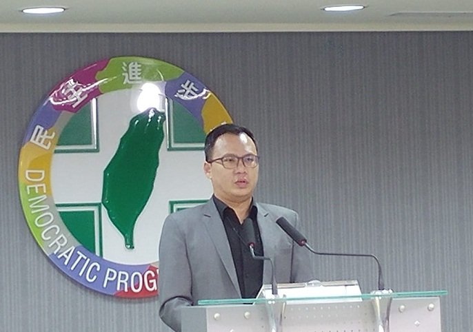駁李毅為兩岸傳話 民進黨：不可能透過武統論的人傳話
