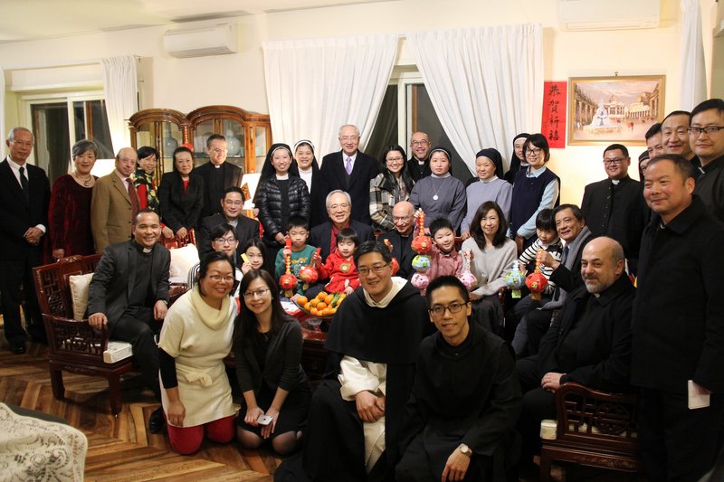 慶農曆新年 駐教廷使館邀神父修女吃團圓飯