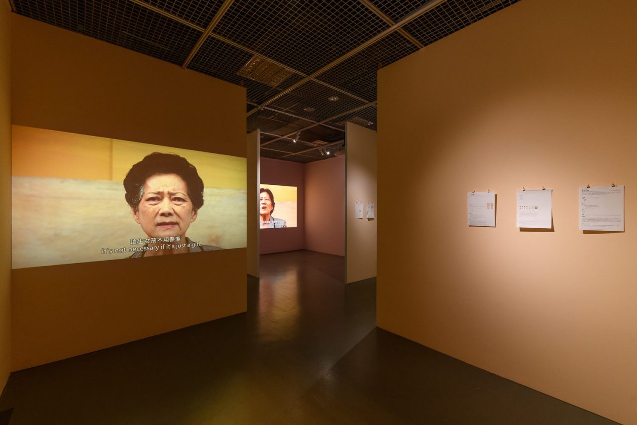 陳建北「助產序曲」個展 勾勒台灣早期產婆人生故事