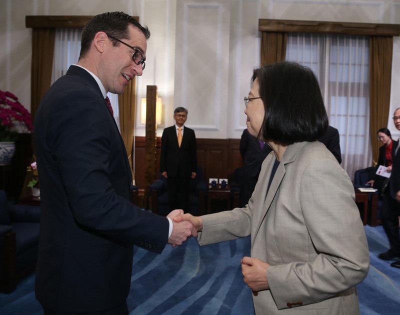 面對高科技非自由主義攻擊 總統要求國安單位積極反制