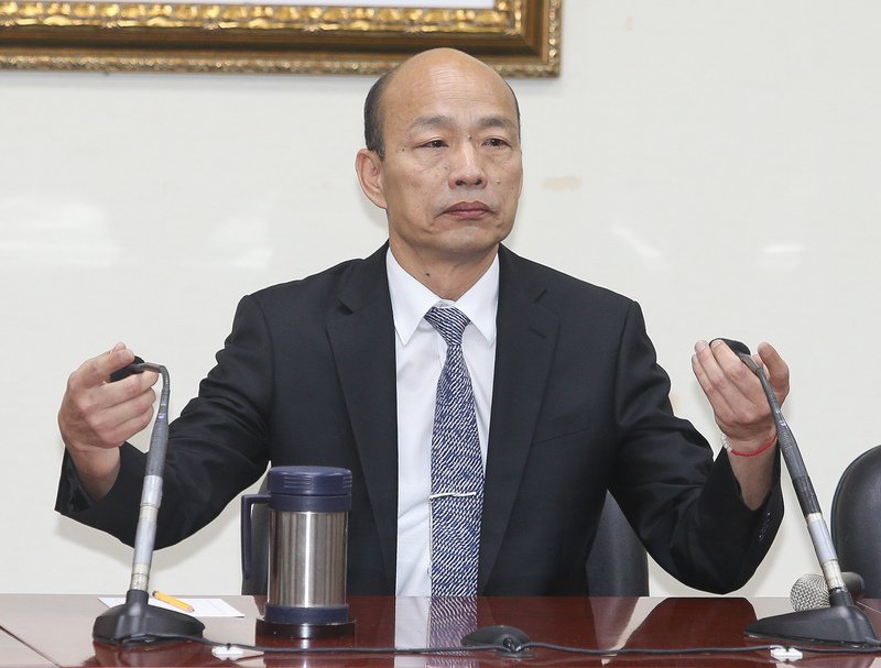 參選態度曖昧是為牽制柯? 韓國瑜:高度尊重孫大千的解釋