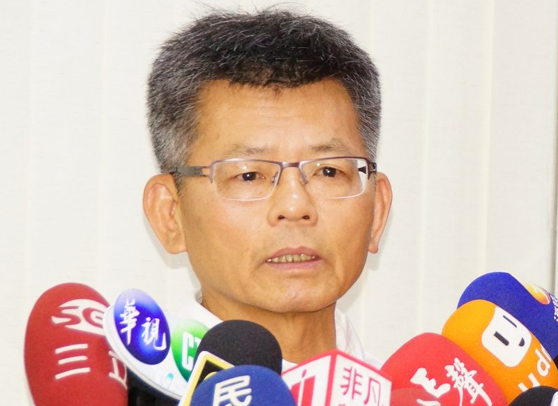 楊秋興越洋發臉書 批韓國瑜不賢又不信不睦