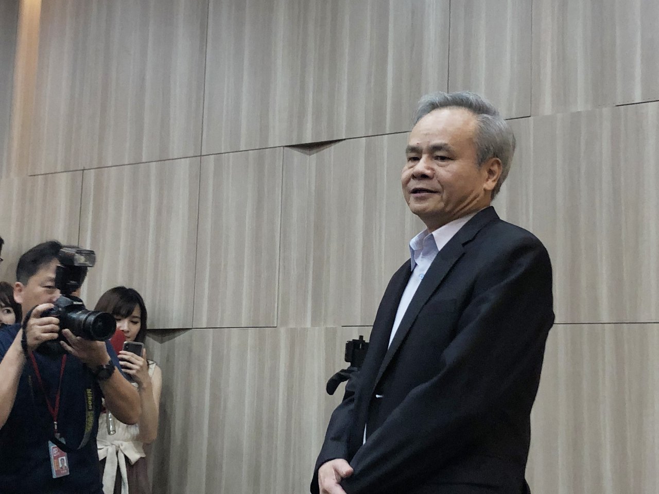 不滿政治力介入 郵政老總失望轉身:不容遭汙衊