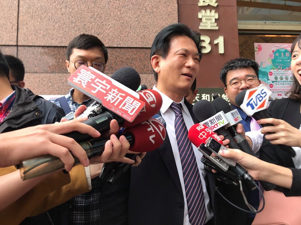 總統初選陷膠著 蔡陣營拋3人對比 賴陣營批操控規則