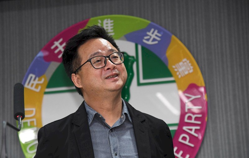 堅持原初選制度 羅文嘉：卓榮泰選擇向歷史負責