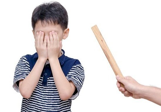 法國會通過新法 禁止父母體罰小孩