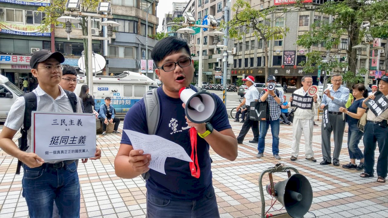 紅毯那端／同婚掀世代與價值之爭 朝野防政治效應延燒
