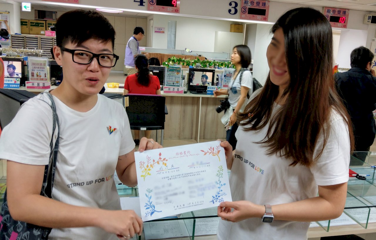 紅毯那端／跨國同婚限26國 司法院下月研議是否調整