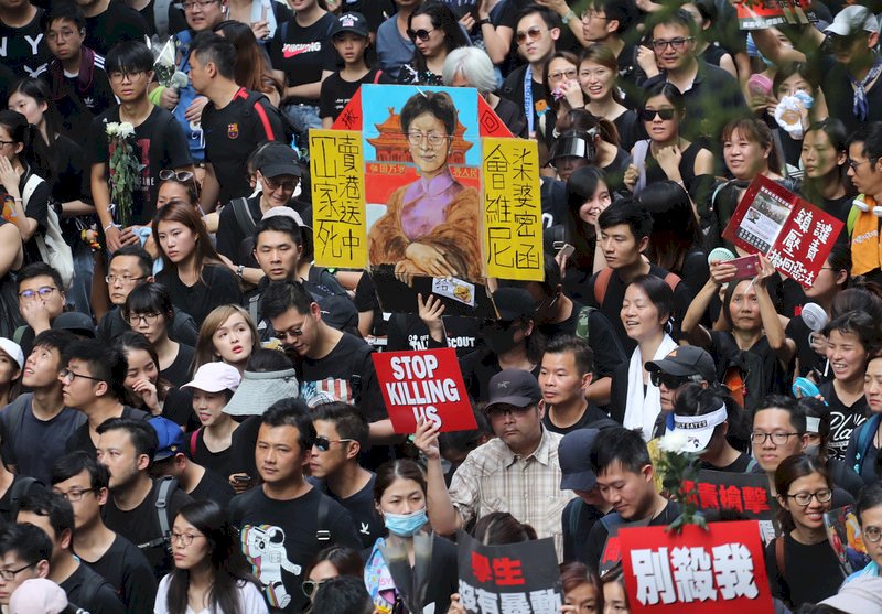 又是百萬港人上街反送中 考驗北京港府治理