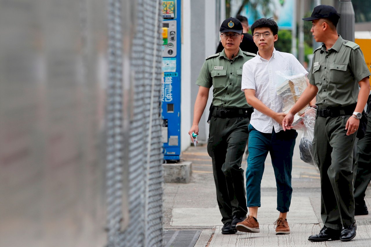 黃之鋒獲釋 要求林鄭月娥下台