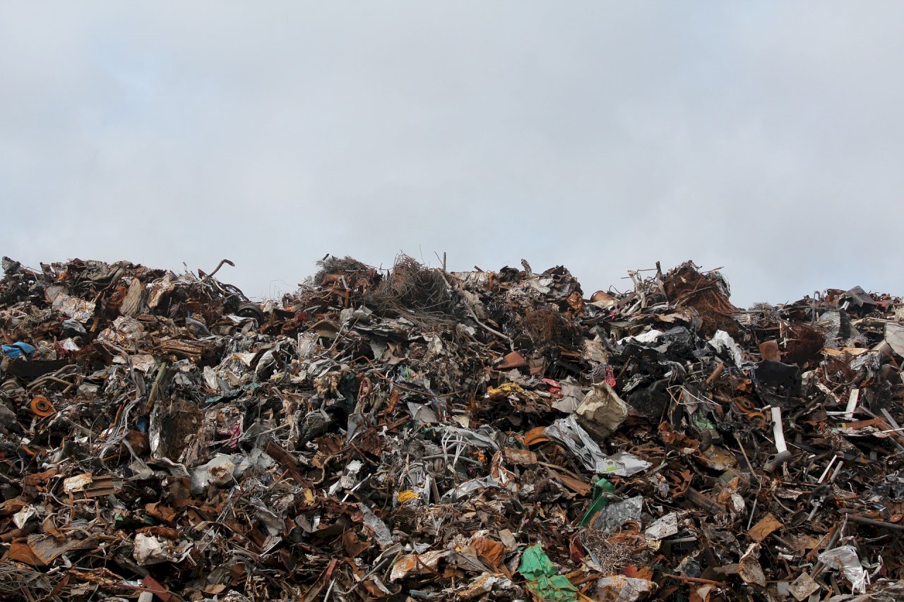 網傳大量進口歐美日廢棄物 環署：早已嚴加修法管制