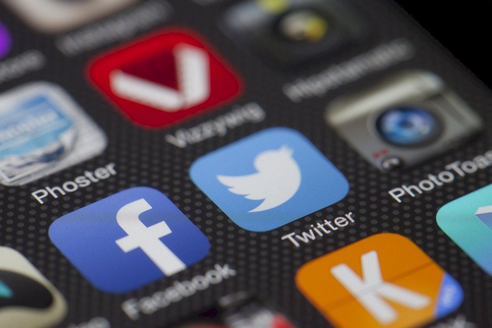 臉書推特違反在地資料儲存法 遭俄羅斯開罰