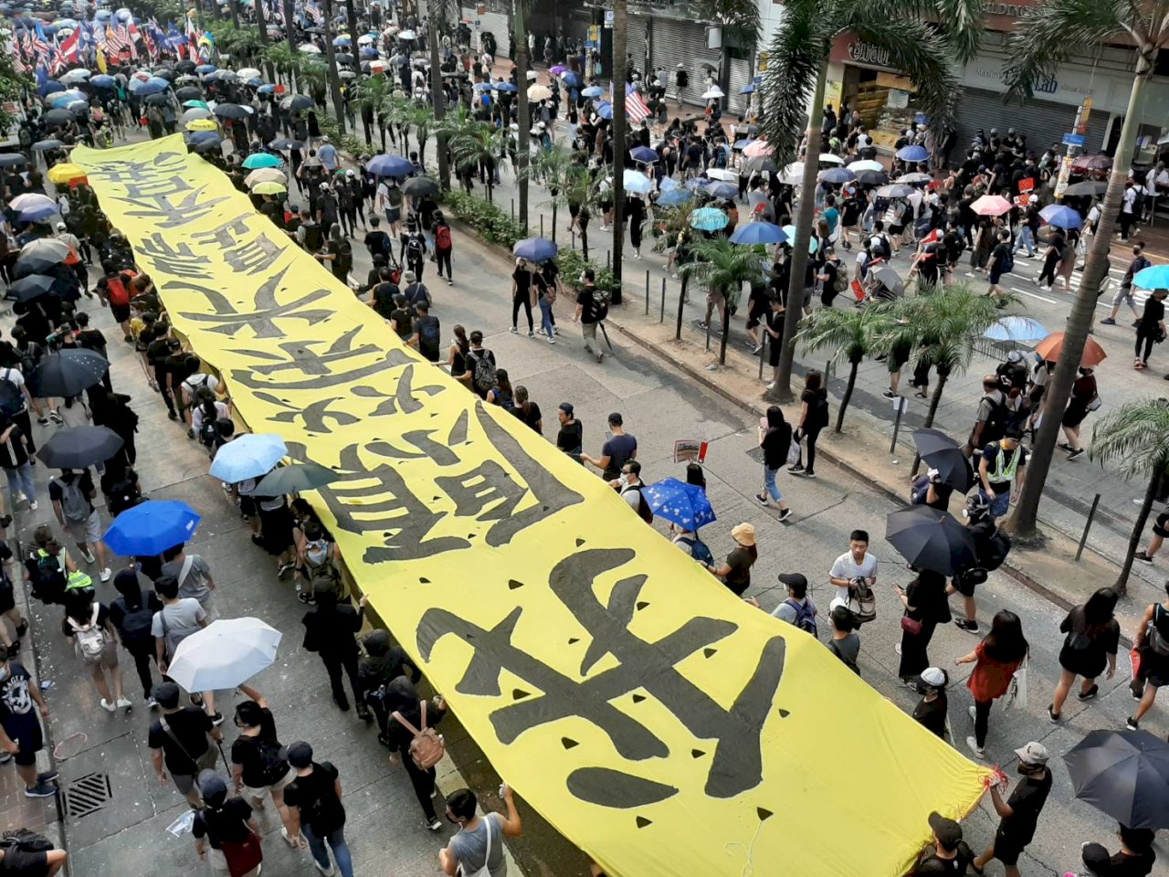 反送中熾烈 四成港人精神健康受影響