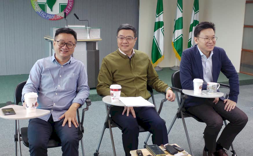 港府訂「禁蒙面法」民進黨：開民主倒車籲懸崖勒馬