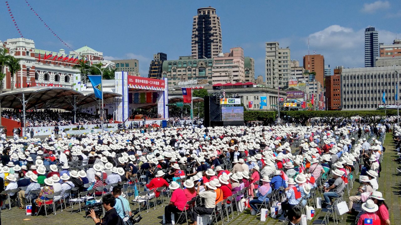 僑胞熱烈參與國慶大典 多肯定蔡總統施政