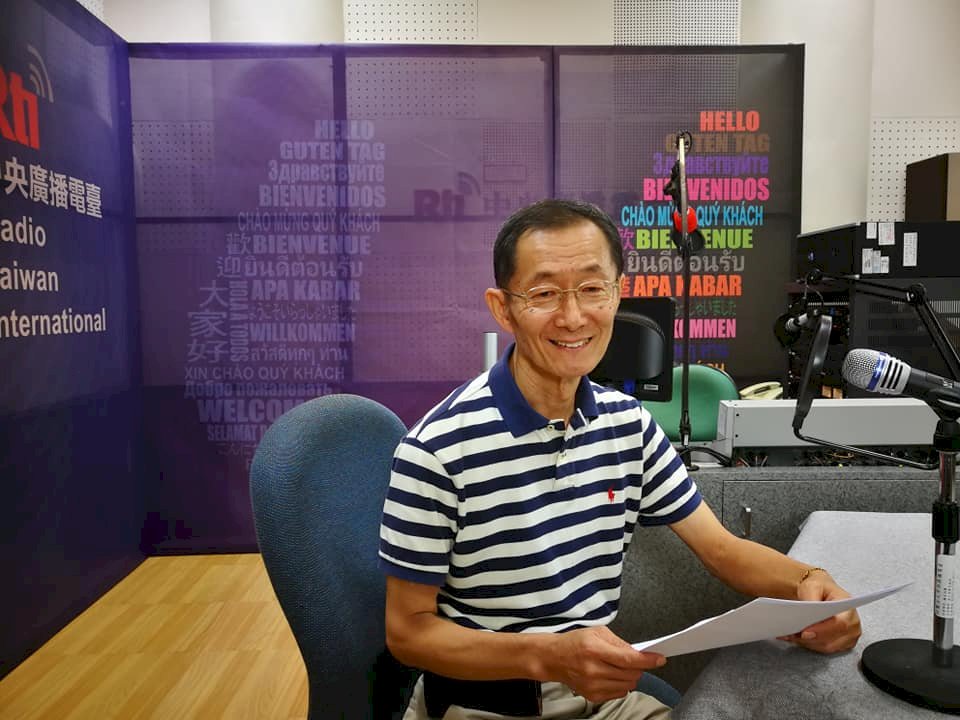 ◎客語廣播界天王江光大的二三事......廣播是他的偶然，也是必然！