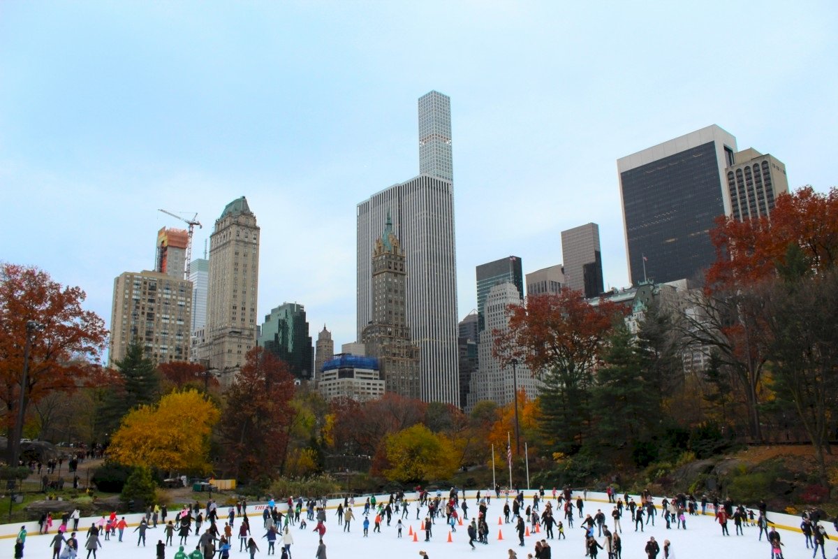 紐約冬遊必玩 中央公園溜冰場「川普」除名